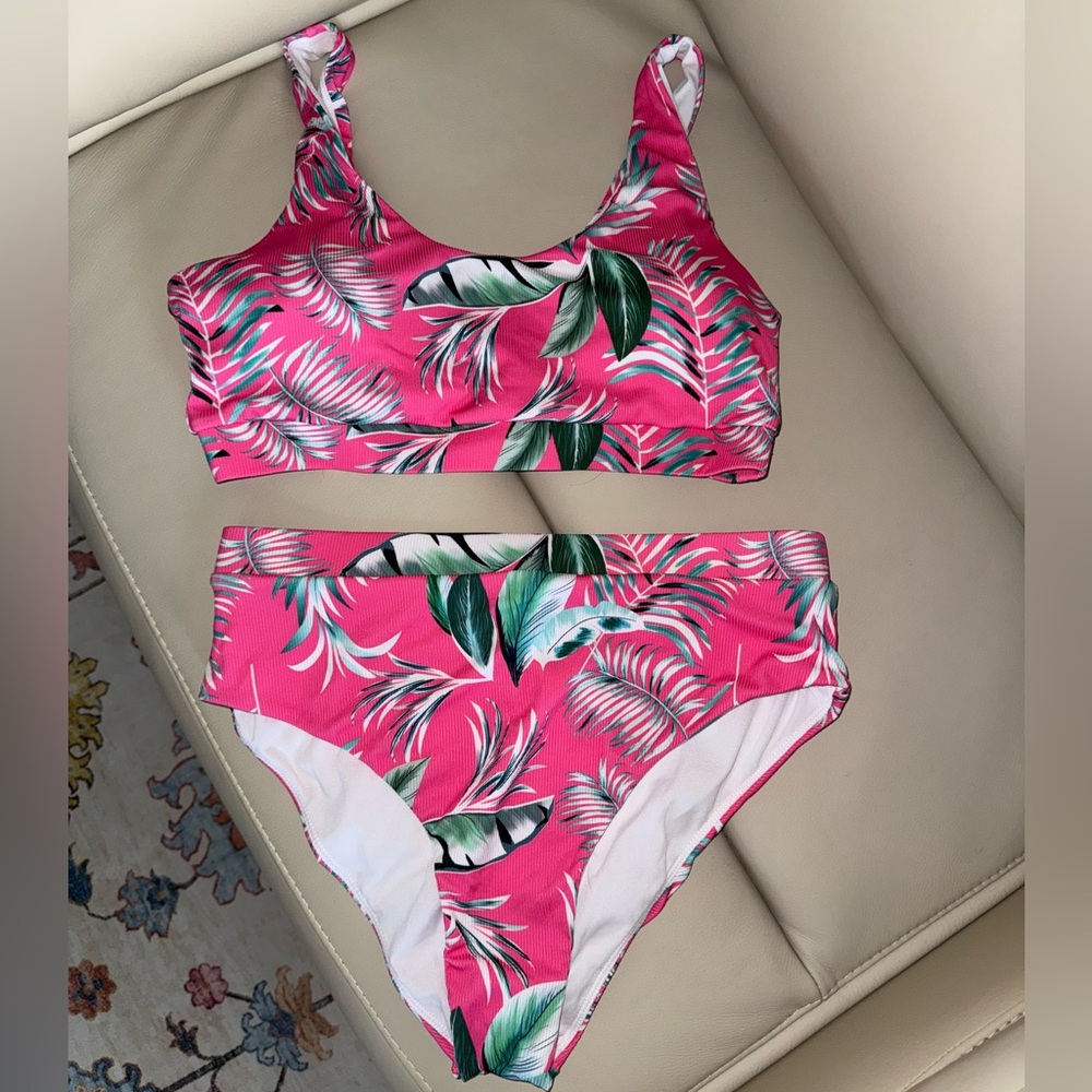 Pink tropical bikini; size XL